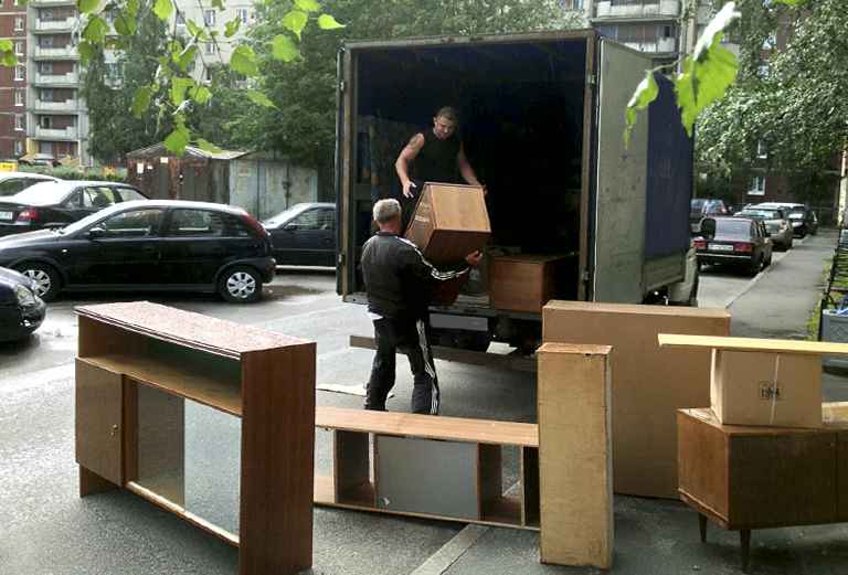 Заказ грузовой газели для доставки мебели : Домашние вещи из Омска в Краснодар