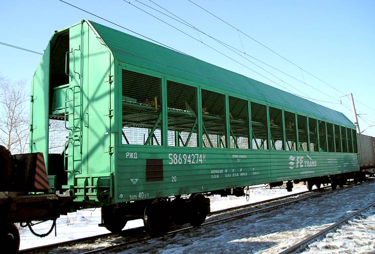 Железнодорожная транспортировка автомобиля  из Шахт в Красноярск